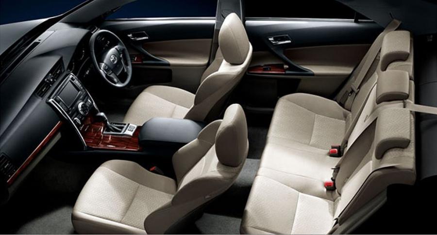  Toyota Mark-X 2010 года  (фото 9 из 50)